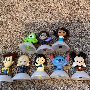 LOT- Disney 100 McDonalds toys